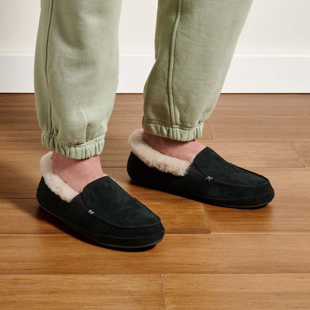Ku'una Women's Shearling Slippers - Black