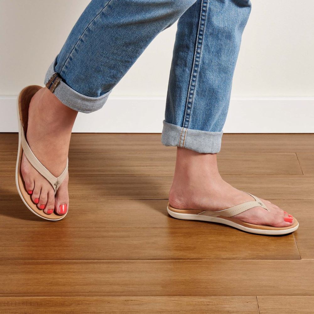 Honu Women's Leather Flip Flops - Tapa / Golden Sand
