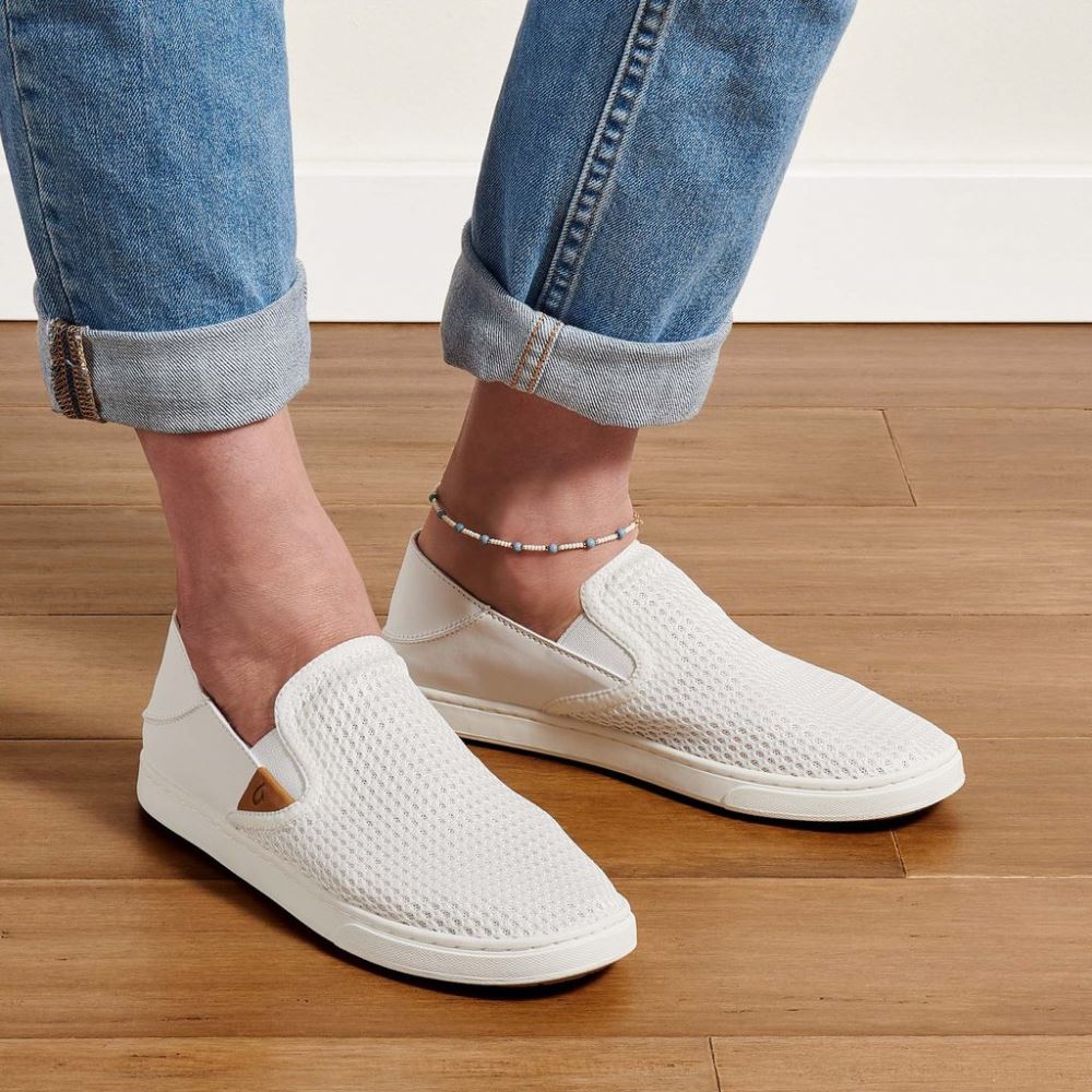 OluKai Pehuea - Bright White