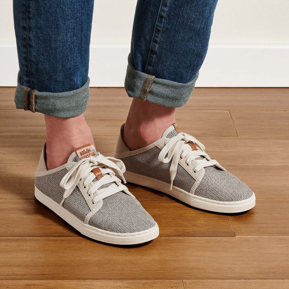 OluKai Pehuea Li Women's Sneakers - Tapa