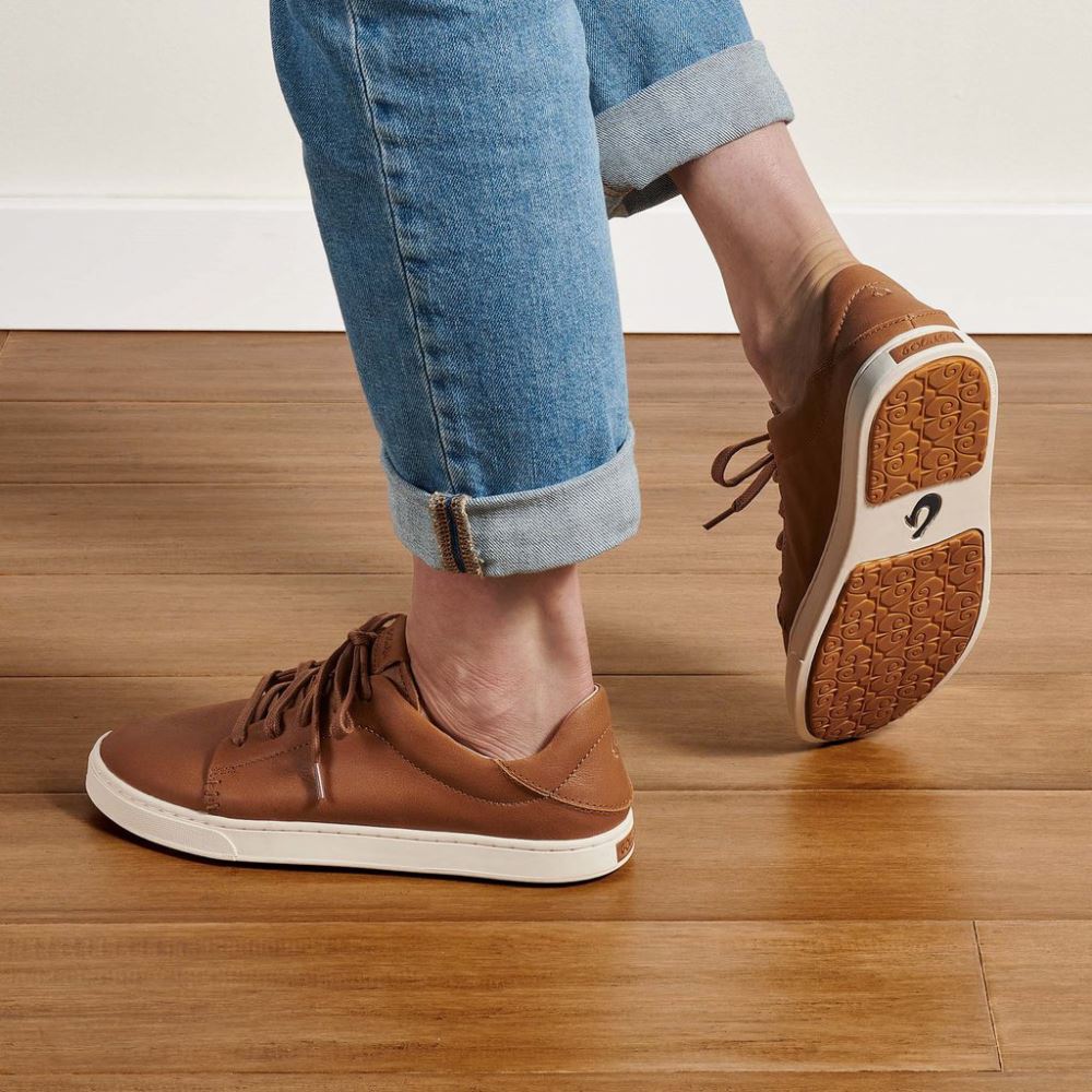 Pehuea Li 'Ili Women's Leather Sneakers - Tan