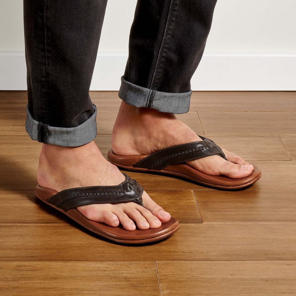 OluKai Mea Ola - Charcoal / Fox