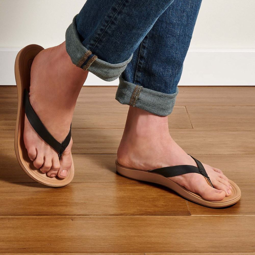 OluKai Nonohe - Black / Golden Sand